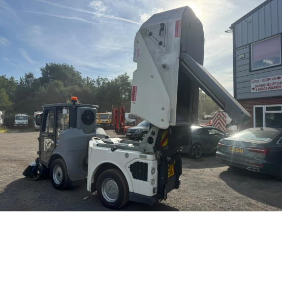 2023 HAKO CITYMASTER 1650 in Compact Sweepers