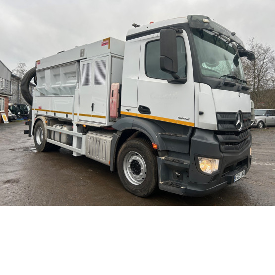 2016 MERCEDES ANTOS 1842 BLUETEC 6 in Other Rigid Vehicles