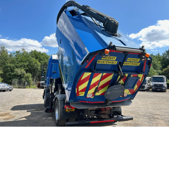 2018 SCANIA G320 ROAD SWEEPER in Truck Mounted Sweepers