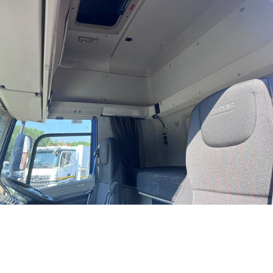 2020 DAF CF450 in 6x2 Tractor Units