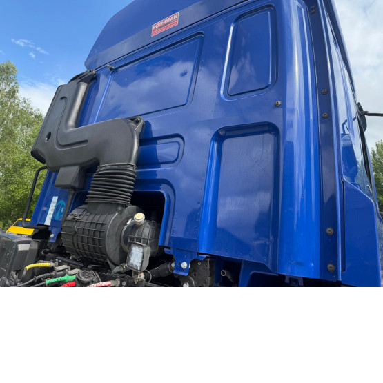 2020 DAF CF450 in 6x2 Tractor Units