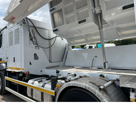 2016 MERCEDES ANTOS 1842L BLUETECH 6 in Other Rigid Vehicles