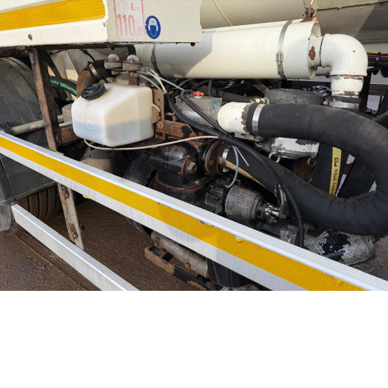 2012 WHALE  in Vacuum Tankers Trailers