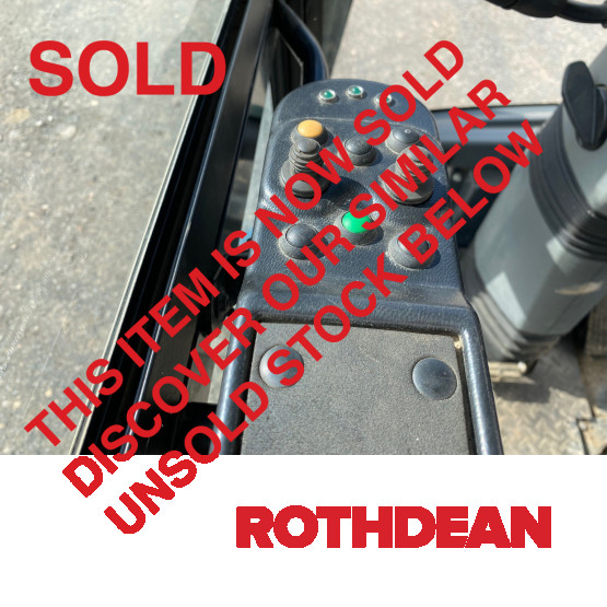 2017 SCHMIDT SWINGO ROAD SWEEPER in Compact Sweepers