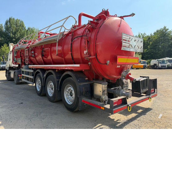 2003 WHALE WASTE DISPOSAL TANKER in Food & Chemical Tankers Trailers