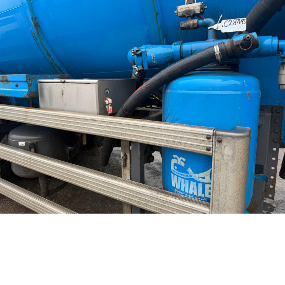 2009 WHALE VACUUM TANKER in Vacuum Tankers Trailers