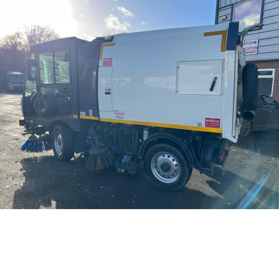 2020 SCARAB M25H in Compact Sweepers