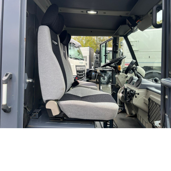2020 SCARAB M25H in Compact Sweepers