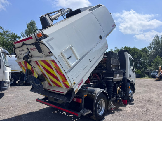 2019 DAF / JOHNSTON LF 230 FA in Truck Mounted Sweepers