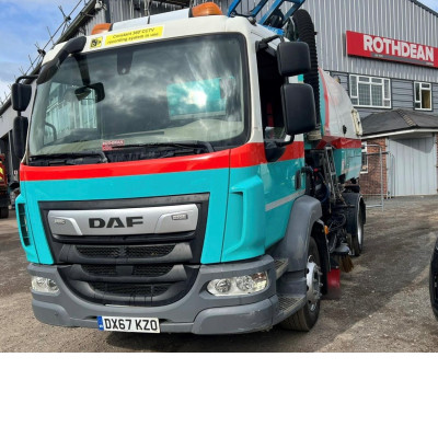 2017 DAF LF230 ROAD SWEEPER