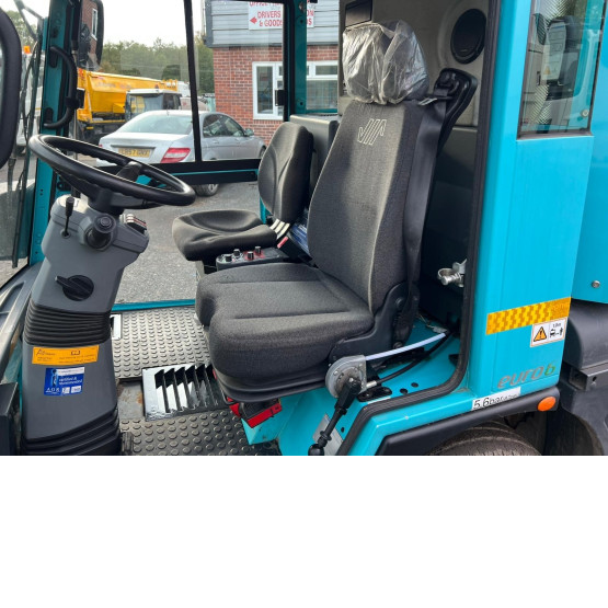 2021 SCHMIDT  in Compact Sweepers