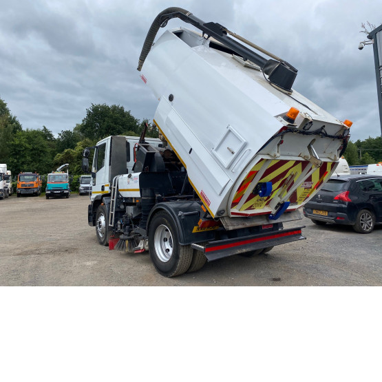2011 IVECO EUROCARGO 150E22 EEV ROAD SWEEPER in Truck Mounted Sweepers