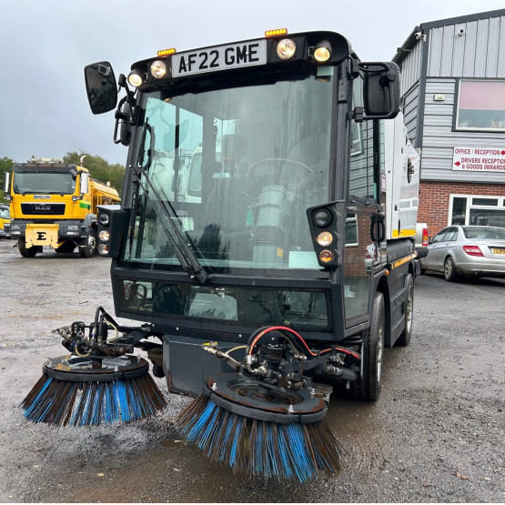 2022 SCHMIDT SWINGO COMPACT 200 in Compact Sweepers
