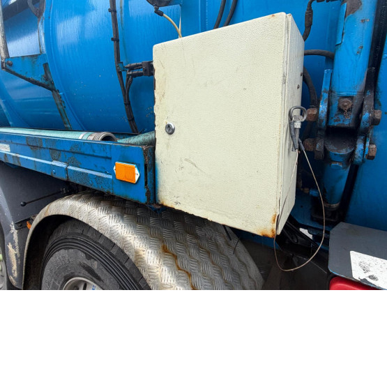2009 WHALE VACUUM TANKER in Vacuum Tankers Trailers
