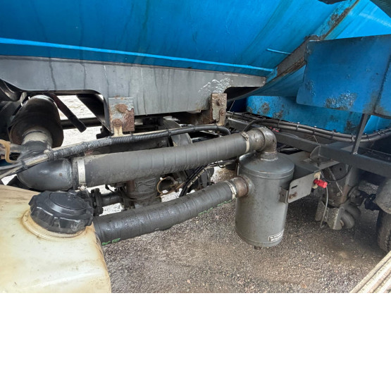 2009 WHALE VACUUM TANKER in Vacuum Tankers Trailers