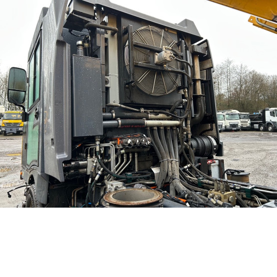 2019 SCARAB M25H in Compact Sweepers