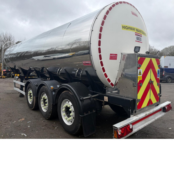 2009 Clayton Stainless Steel Milk Tanker in Food & Chemical Tankers Trailers