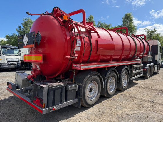 2003 WHALE WASTE TANKER in Vacuum Tankers Trailers