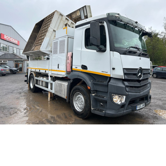 2016 MERCEDES ANTOS 1842 BLUETEC 6 in Gulley Suckers and Jetters