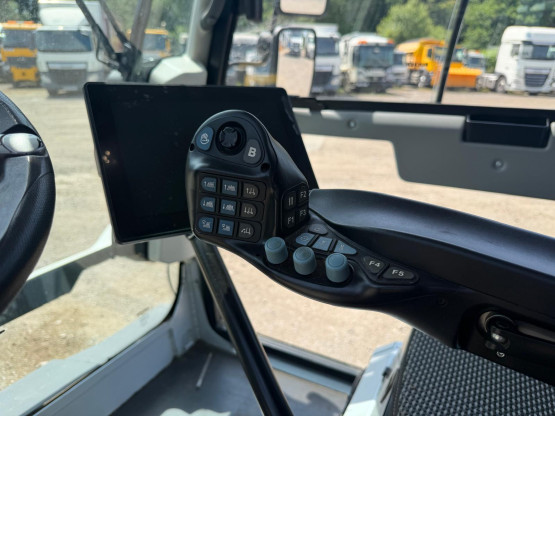 2021 BUCHER CITYCAT V20 in Compact Sweepers