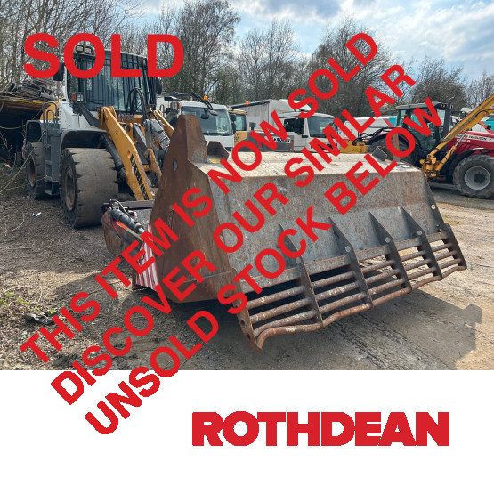 2015 LIEBHERR L550 in Loaders