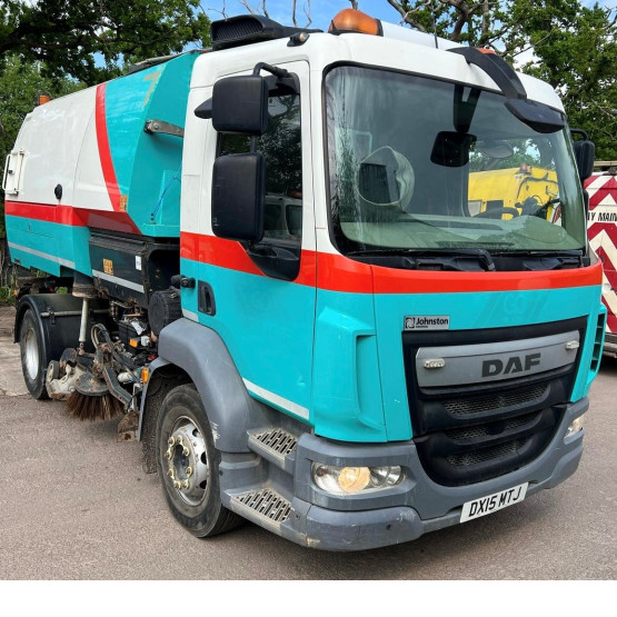 2015 DAF LF220 ROAD SWEEPER in Truck Mounted Sweepers