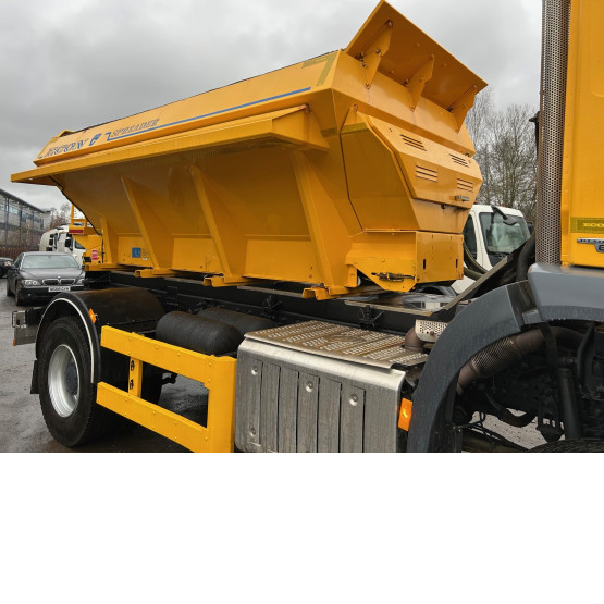 2017 Mercedes Arocs 1824 in Gritters