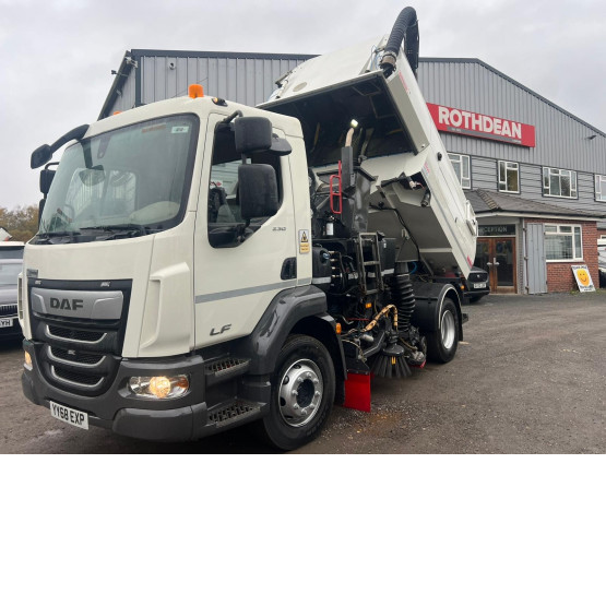 2018 DAF LF250 ROAD SWEEPER in Truck Mounted Sweepers