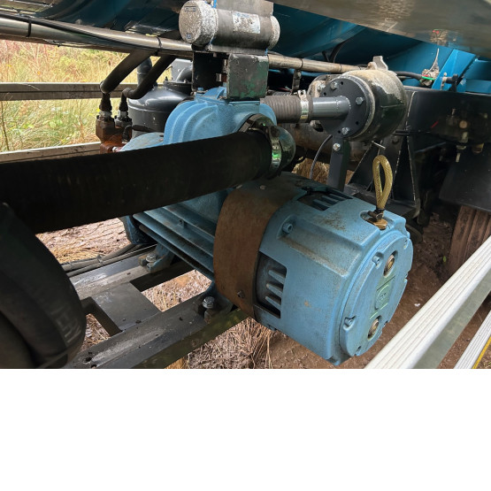 2016 Clayton  in Vacuum Tankers Trailers