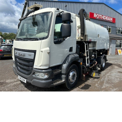 2015 DAF LF55-220 EURO 6 ROAD SWEEPER