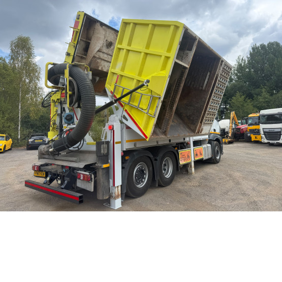 2017 MERCEDES Antos 2542 in Vacuum Excavators