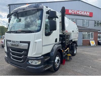 2019 DAF LF 230