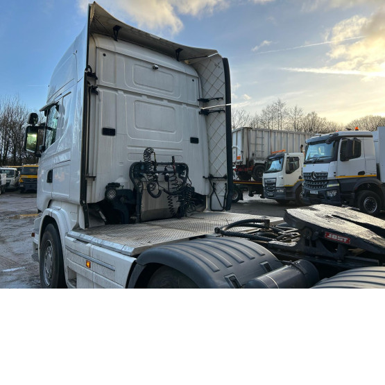 2016 SCANIA R520 TOPLINER V8 in 6x2 Tractor Units