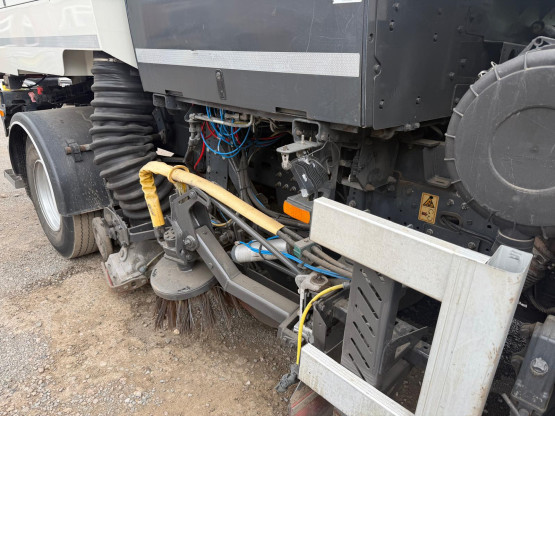 2019 DAF LF180 in Truck Mounted Sweepers