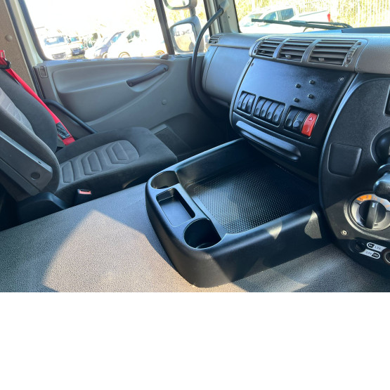 2012 DAF CF85-410 SKY CAB in 4x2 Tractor Units