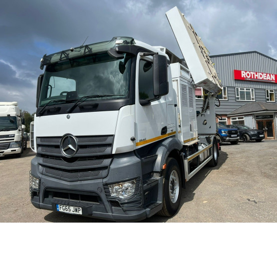 2016 MERCEDES ANTOS 1842L BLUETECH 6 in Other Rigid Vehicles