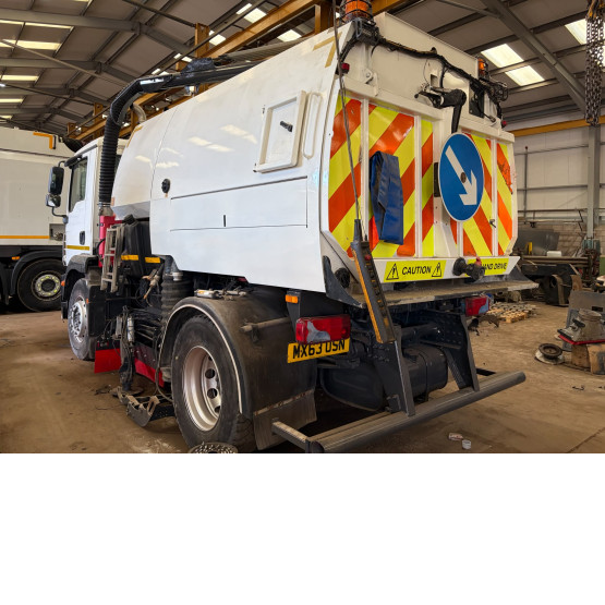 2013 MAN TGM15.250 EEV ROAD SWEEPER in Truck Mounted Sweepers