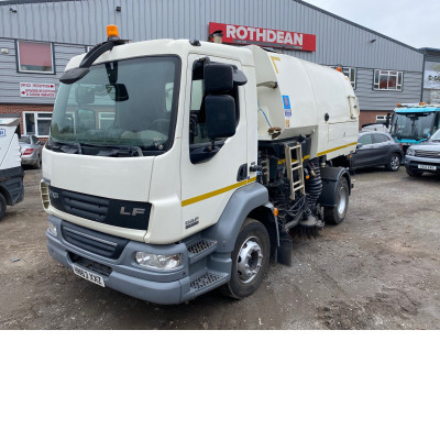 2013 DAF LF55-220 EEV ROAD SWEEPER