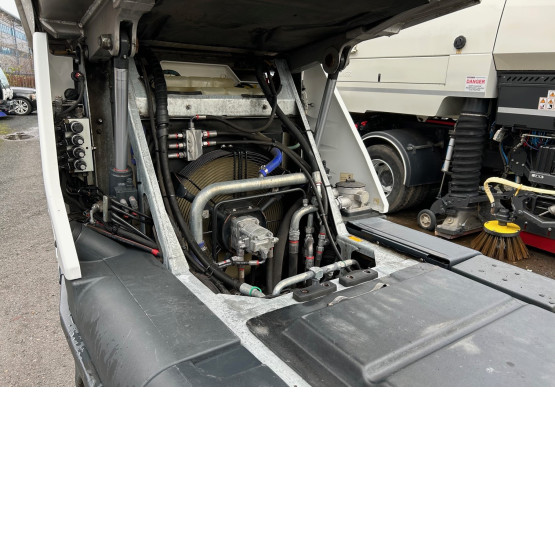 2021 SCHMIDT SWINGO 200 + in Compact Sweepers