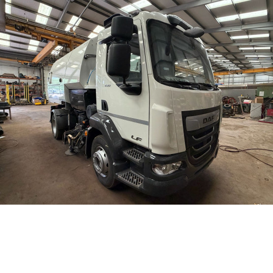 2019 DAF / JOHNSTON LF 230 FA in Truck Mounted Sweepers