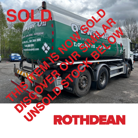 2006 VOLVO FM-300 in Tank Rigid Vehicles