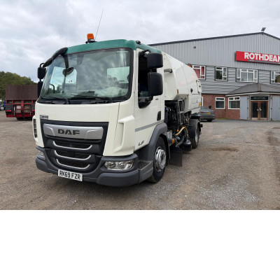 2019 DAF LF180