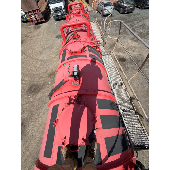 2003 WHALE WASTE TANKER in Vacuum Tankers Trailers