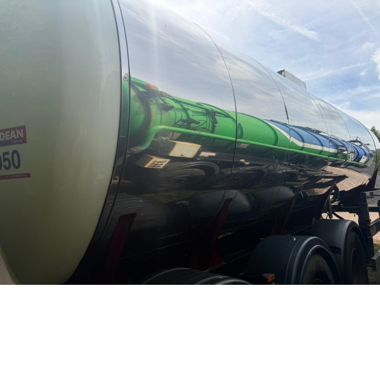 2000 Clayton Tanker in Food & Chemical Tankers Trailers