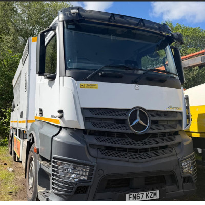 2017 MERCEDES Antos 2542