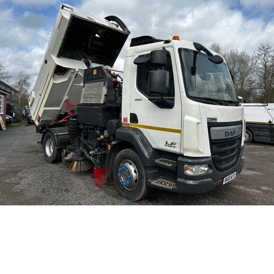 2015 DAF LF220 ROAD SWEEPER in Truck Mounted Sweepers