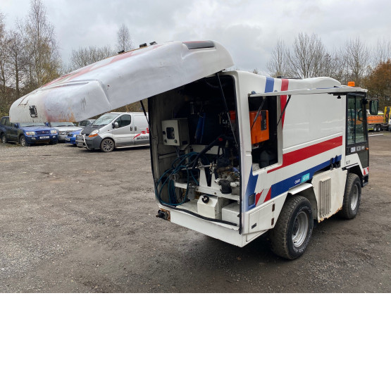 2003 SCHMIDT / CMAR NC200 ROAD SWEEPER in Compact Sweepers