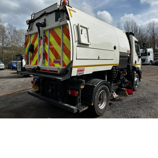 2015 DAF LF220 ROAD SWEEPER in Truck Mounted Sweepers