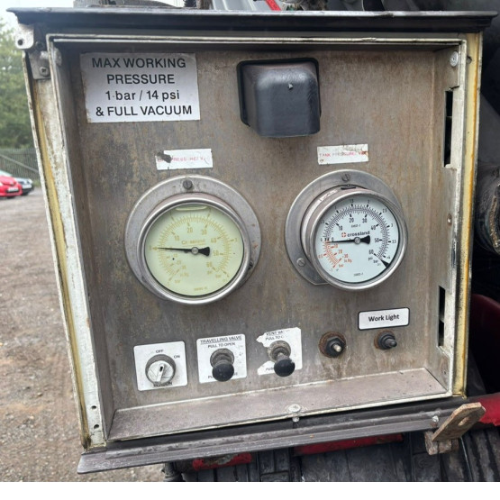 2009 Crossland STAINLESS STEEL WASTE DISPOSAL TANKER in Vacuum Tankers Trailers