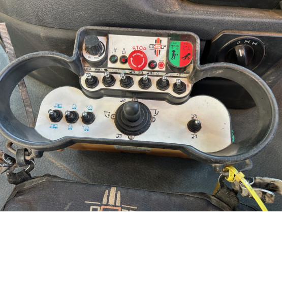 2017 MERCEDES RSP VACUUM EXCAVATOR ESE 6RD 8000L in Gulley Suckers and Jetters